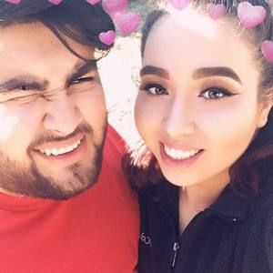 Meet your Posher, Deysi